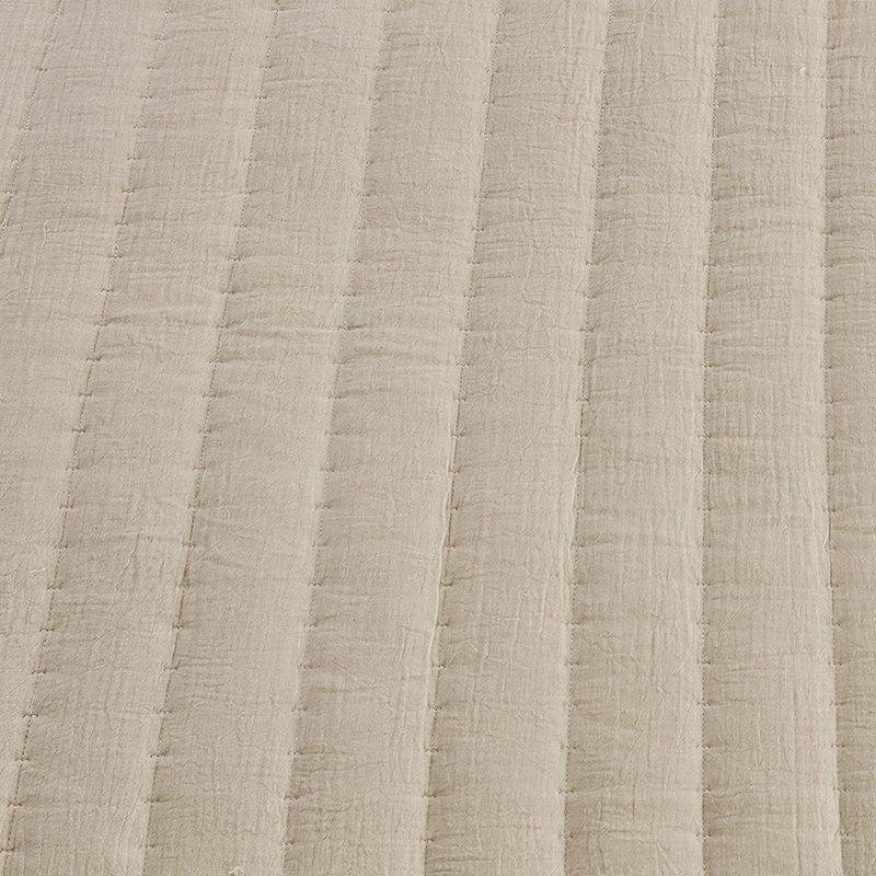 B00002 embroidery 3PCS beige quilt set